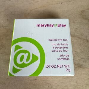 New In Box Mary Kay At Play Baked Eye Trio Out of The Blue